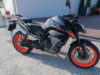 KTM 790 Duke 2021 - 11