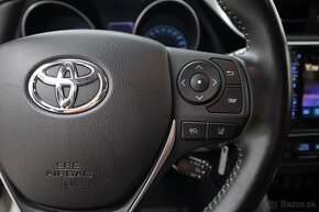 Toyota Auris 1.6 l Valvematic Selection - 11