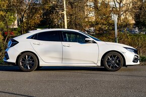 Honda Civic 1,0 VTEC Turbo (v záruke, 1.majiteľ,kúpené v SR) - 11