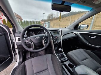 Hyundai i30 1.6crdi - 11