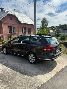 Volkswagen passat b7 2.0 TDI - 11