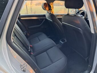 Audi A4 B7 1.9TDI 85kw - 11