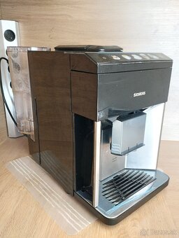 Predám Automatické espresso Siemens EQ.500 integral - 11