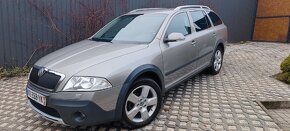 Škoda Octavia Scout 2.0 TDi 4x4 - 11