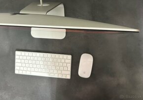 Apple iMac 21.5 2017 4K - 11