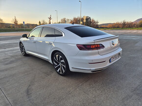 Volkswagen Arteon 2.0 TDI R-Line DSG - 11