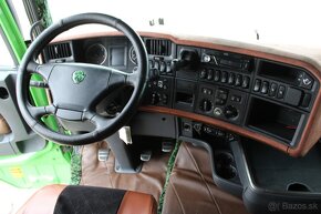 Scania R 520, EURO 6, 6X4, SERVISNÍ KNÍŽKA - 11