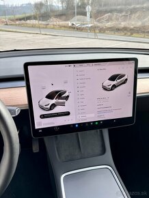 TESLA MODEL Y LONG RANGE DUAL MOTOR - 11