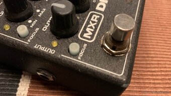 MXR M151 Doubleshot Distortion gitarový efekt - 11