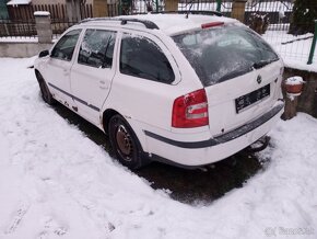 Rozpredam škoda octavia 2.  1.9TDI  77KW.  4X4 - 11