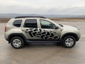 Dacia Duster 4x4 Benzín+ LPG - 11