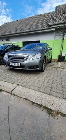 Mercedes e200 - 11