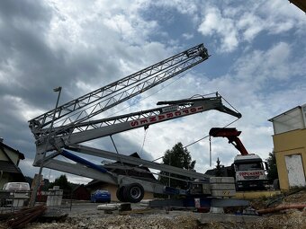 Samo Skládací stavebný Žeriav značky Vicario OMV 340 - 11