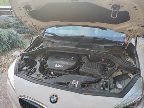 BMW 218i Active Tourer (F45) - 11