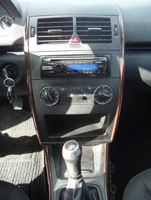 Mercedes-Benz A trieda 150 Elegance - 11