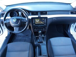 Škoda Superb Combi 2.0 TDI CR Elegance DSG - 11