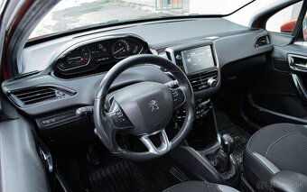 Peugeot 208 1.2 PureTech 60kW M5 - 11