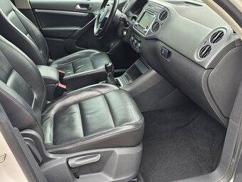 VW Tiguan 2.0 TDi - 4x4 - M6 - SPORT - NAVIGÁCIA (508699) - 11