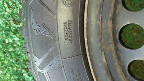 zimné pneumatiky good year 195/65 r15 - 11