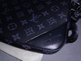 Louis Vuitton Messenger Bag - 11