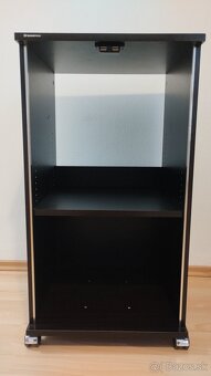 Predám midi hifi rack Sanyo - 11