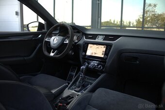 Škoda Octavia 2.0 TSI 245k RS DSG - 11