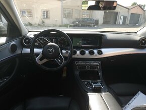 Mercedes-Benz E300de, Plug-in Hybrid Diesel - 11