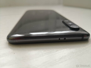 Xiaomi Mi 9 6/128 Gb - 11