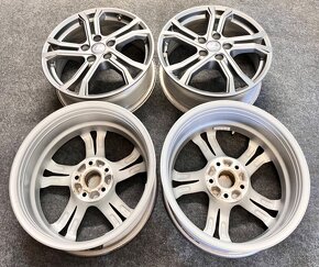 5x114,3 R17 originál alu disky Lexus + senzory - 11