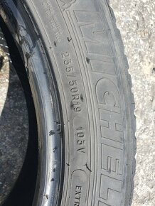 235/50 R19 Michelin - 11