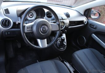 • MAZDA 2 1.3i, 63 kW, benzín, 5-st. manuál, r.v. 2009 • - 11