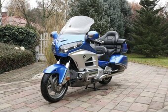 Honda Goldwing  GL1800 - 11