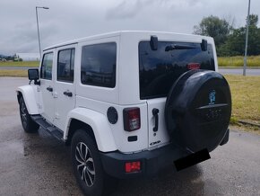 JEEP WRANGLER UNLIMITED 2,8 CRD - 11