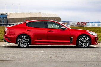 Kia Stinger 2,0 T-GDi GT-Line A/T (pôvod SR, servis len KIA) - 11