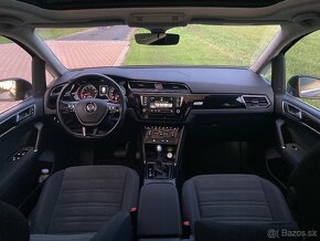 Volkswagen Touran 1.4 TSI, Automat, 7 míst, Panorama. - 11