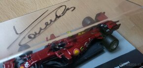 Ferrari Charles Leclerc originální autogram model auta 1:43 - 11