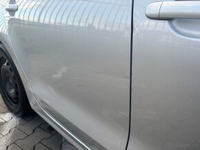 Volkswagen Jetta 2.0 TDI diesel - 11