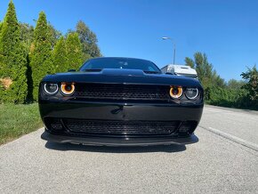 Dodge Challenger 5.7 Hemi Super Track Pack - 11