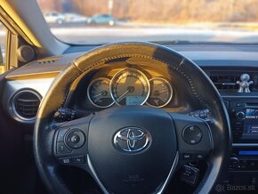 TOYOTA AURIS TOURING SPORTS 2.0D-4D - 11