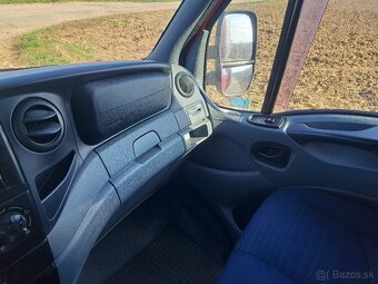 IVECO DAILY 35S12 plachtová nadstavba - 11