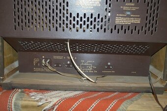 predam krasne starozitne gramoradio PHILIPS - 11