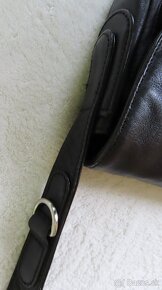 Bree, čierna kožená crossbody kabelka - 11