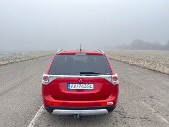 Mitsubishi Outlander 2.2d 2015 4x4, kúpený v SR - 11