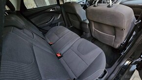 Ford Focus 2013 92 kW klima tempomat senzory 143tkm serviska - 11