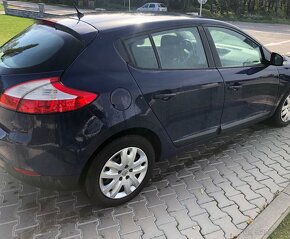 Renault megane 1.6 16v benzinovy - 11