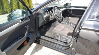 Volkswagen Passat Variant 2.0 TDI BMT Comfortline DSG - 11