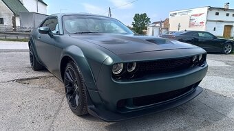 Dodge Challenger GT 4x4 - 11