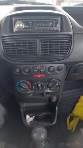 Fiat Punto 1,2 i rv 2006 , kúp. V Sr, AC, nová Stk, Ek - 11