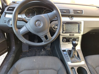 VW PASSAT 1.6 Tdi , 77 kw , r. 2012 dovoz - 11