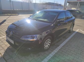 Volkswagen Jetta 1,6 TDI - 11